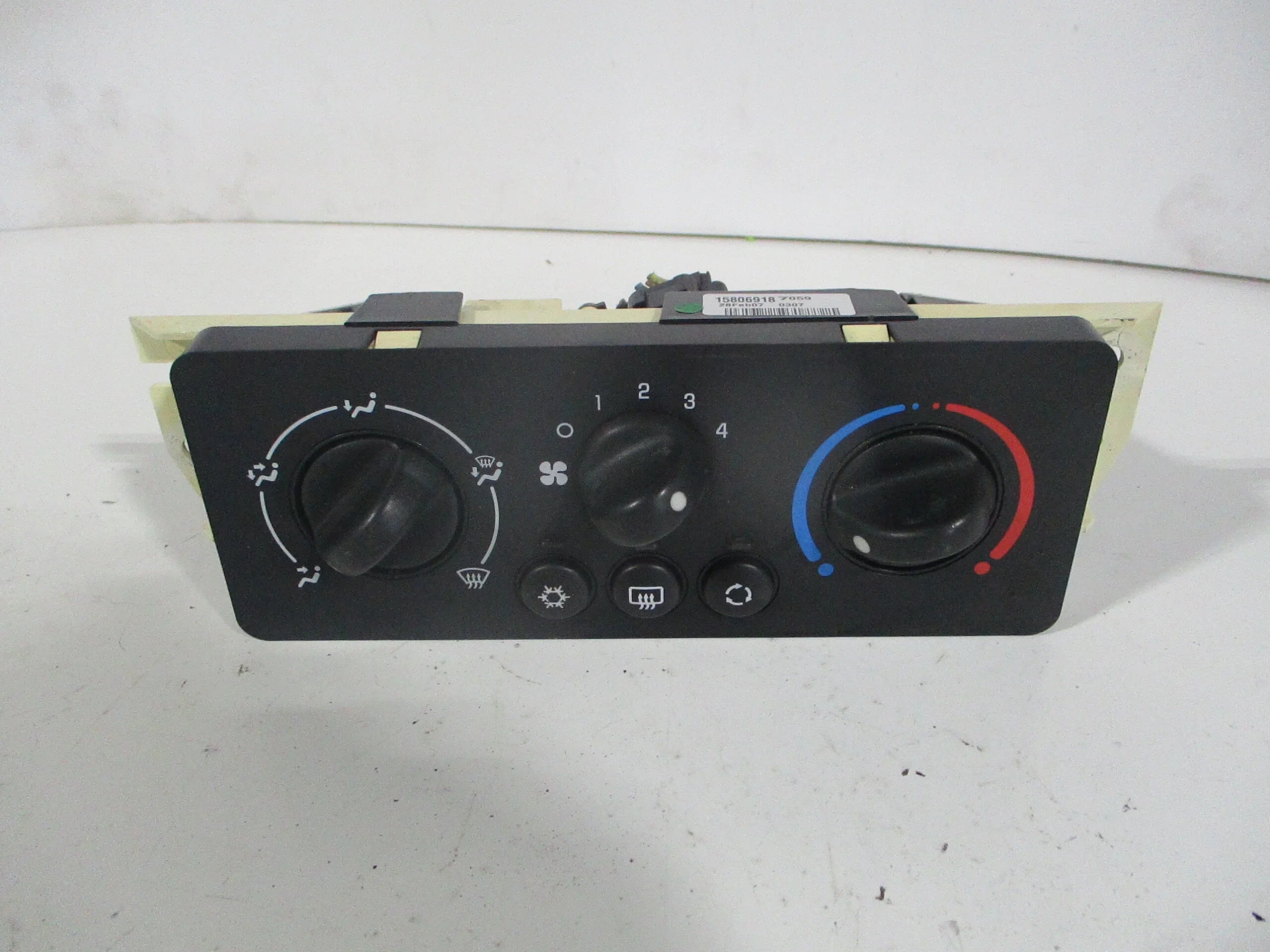 Pre-Owned 06-07 Saturn Ion AC Heater Temperature Controle OEM LKQ (Good)