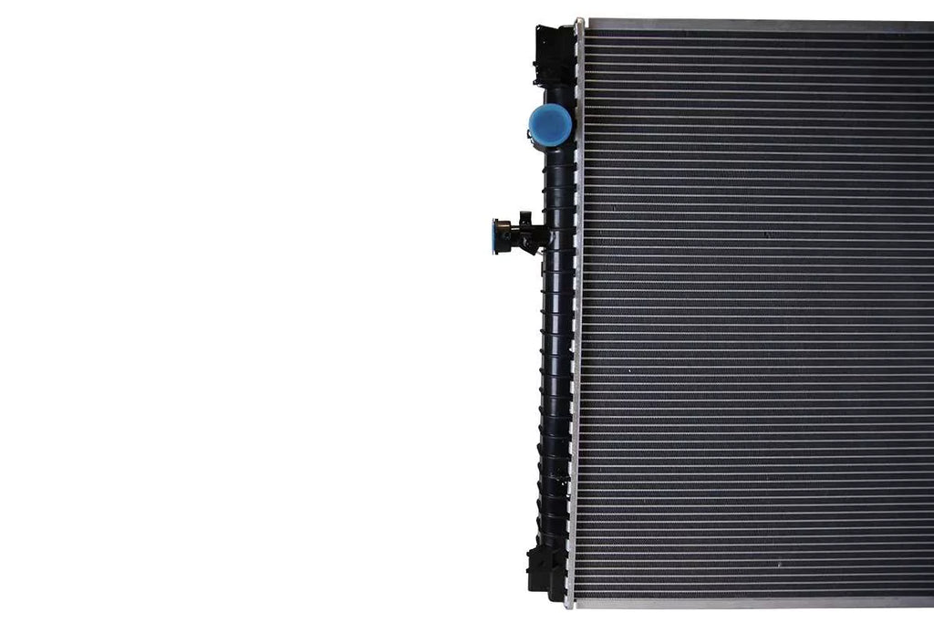 AutoShack Radiator Replacement for 2004 Nissan Pathfinder Armada 2004-2010 2011 2012 2013 2014 2015 Titan 2005-2015 Armada 2004 2005 2006 2007 2008 2009 2010 INFINITI QX56 5.6L V8 4WD RWD RK1055
