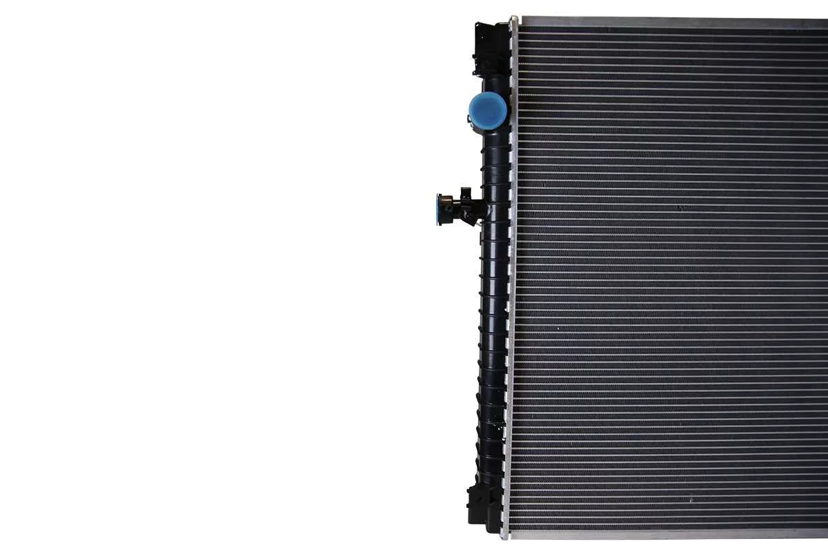 AutoShack Radiator Replacement for 2004 Nissan Pathfinder Armada 2004-2010 2011 2012 2013 2014 2015 Titan 2005-2015 Armada 2004 2005 2006 2007 2008 2009 2010 INFINITI QX56 5.6L V8 4WD RWD RK1055