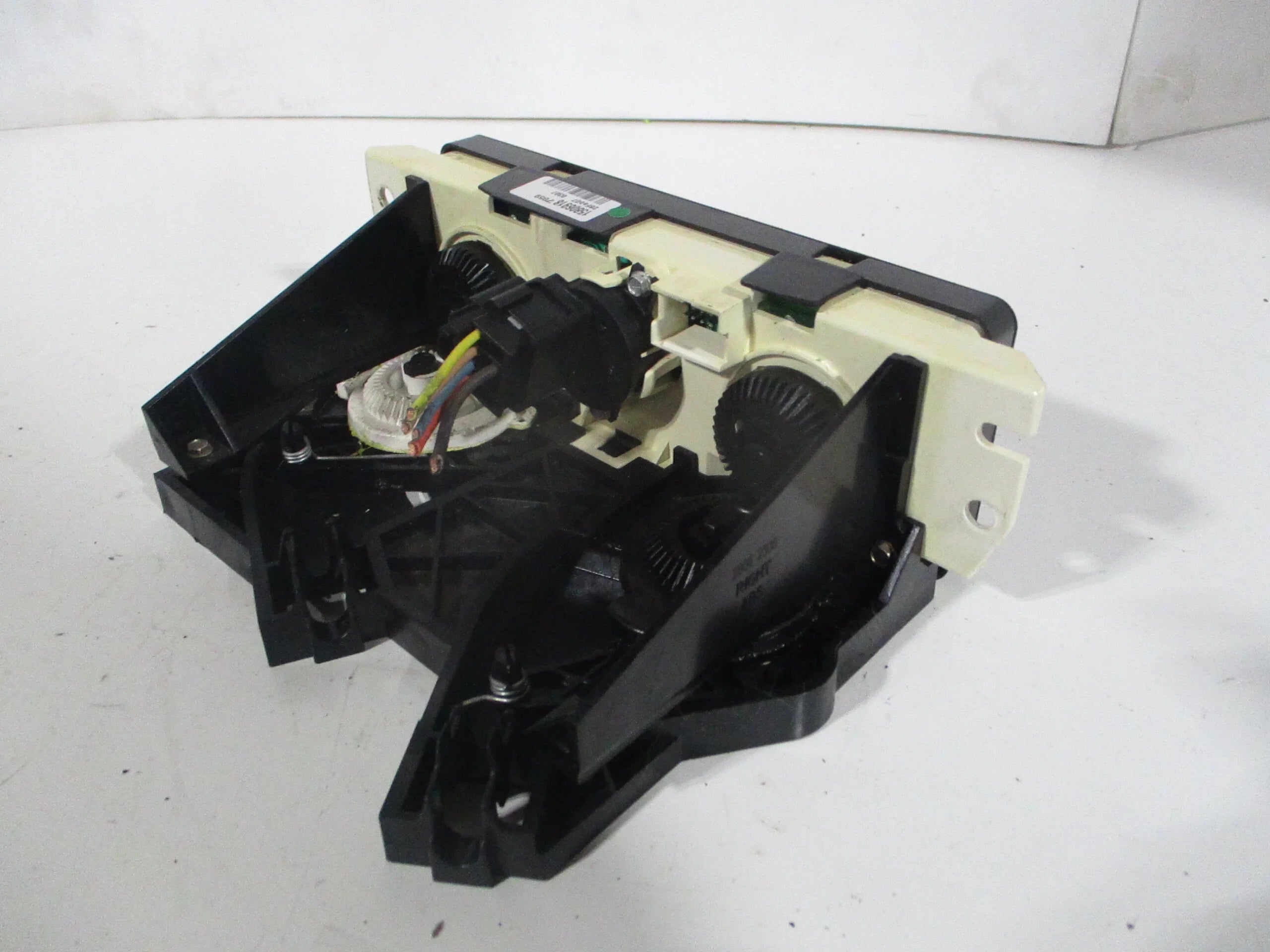 Pre-Owned 06-07 Saturn Ion AC Heater Temperature Controle OEM LKQ (Good)