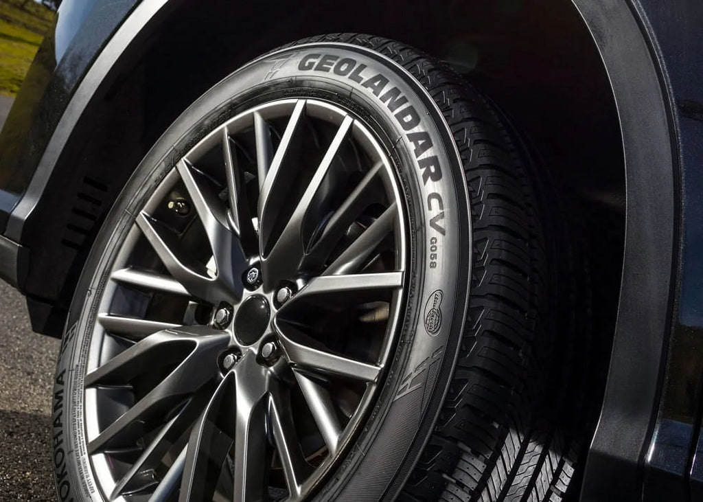 Yokohama Geolandar CV G058 235/55R20 102V BW All Season Tire