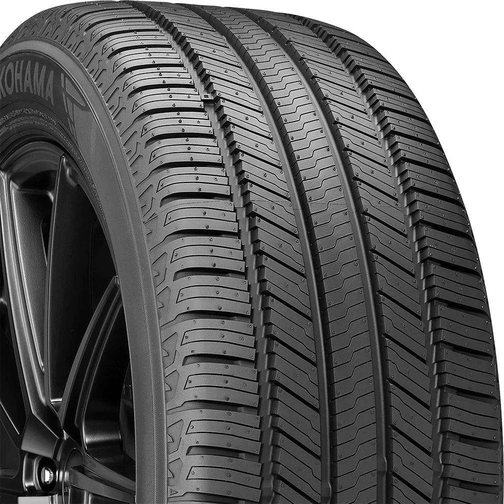 Yokohama Geolandar CV G058 235/55R20 102V BW All Season Tire