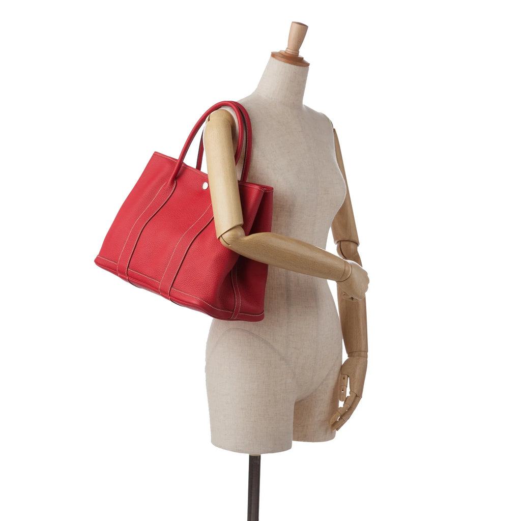 Pre-Owned Authenticated Hermès Negonda Garden Party 36 Calf Leather Red Tote Bag Unisex (Good)