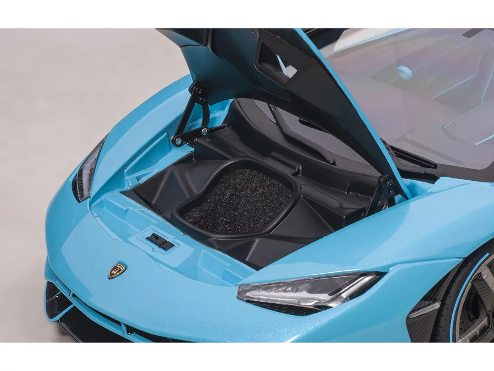Lamborghini Centenario Roadster Blu Cepheus / Pearl Blue 1/18 Model Car by Autoart