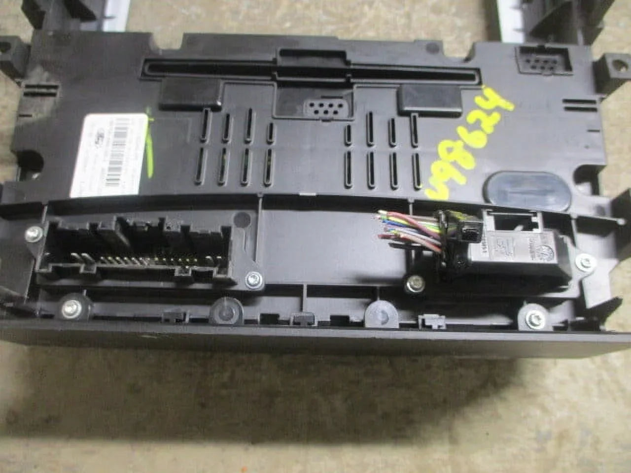 Pre-Owned 2013 Ford Fusion  Radio Control Panel Face OEM LKQ (Good)