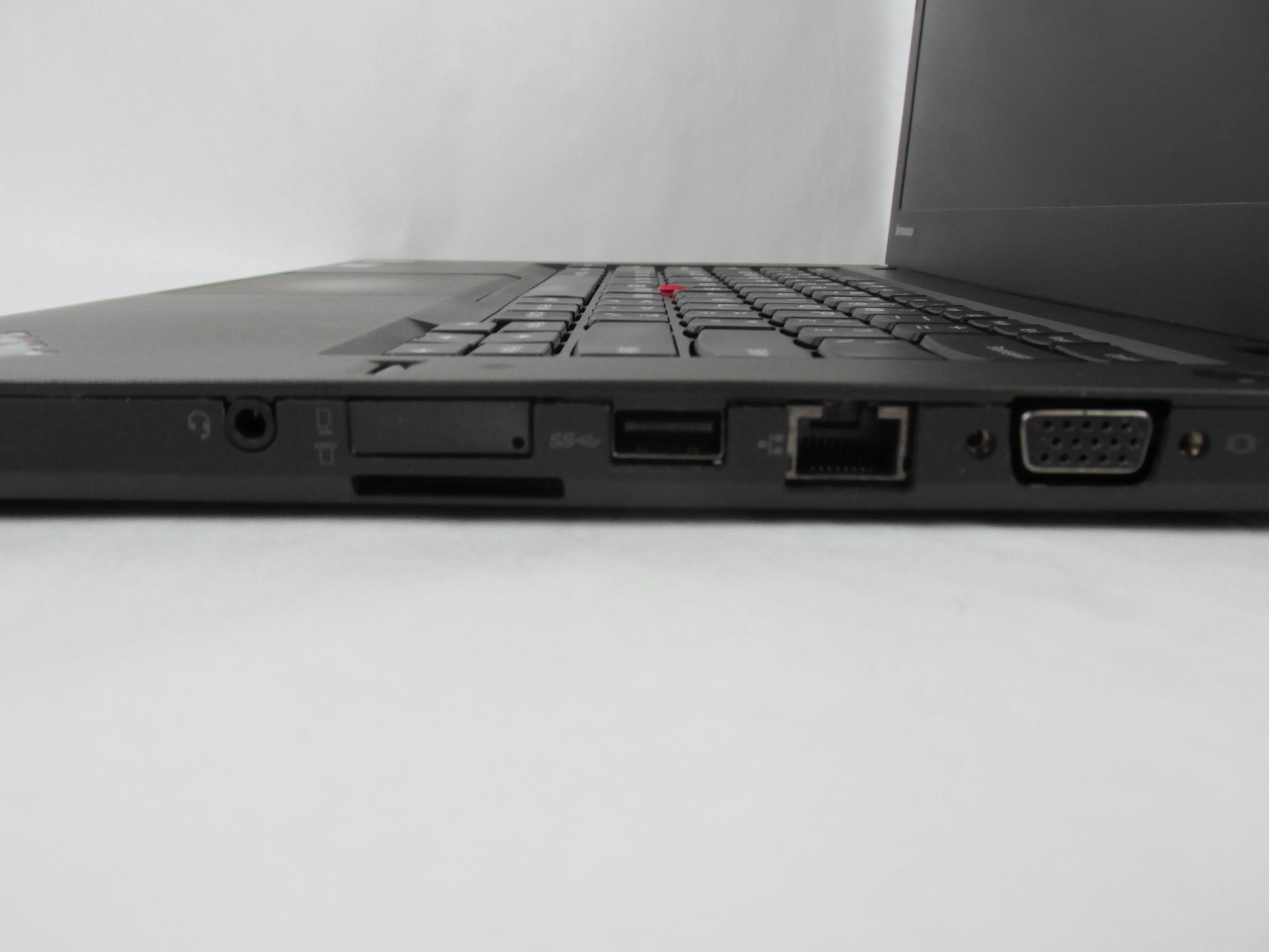 T440 i7, 240 SSD 8 GB RAM WIN 10 PRO - USED