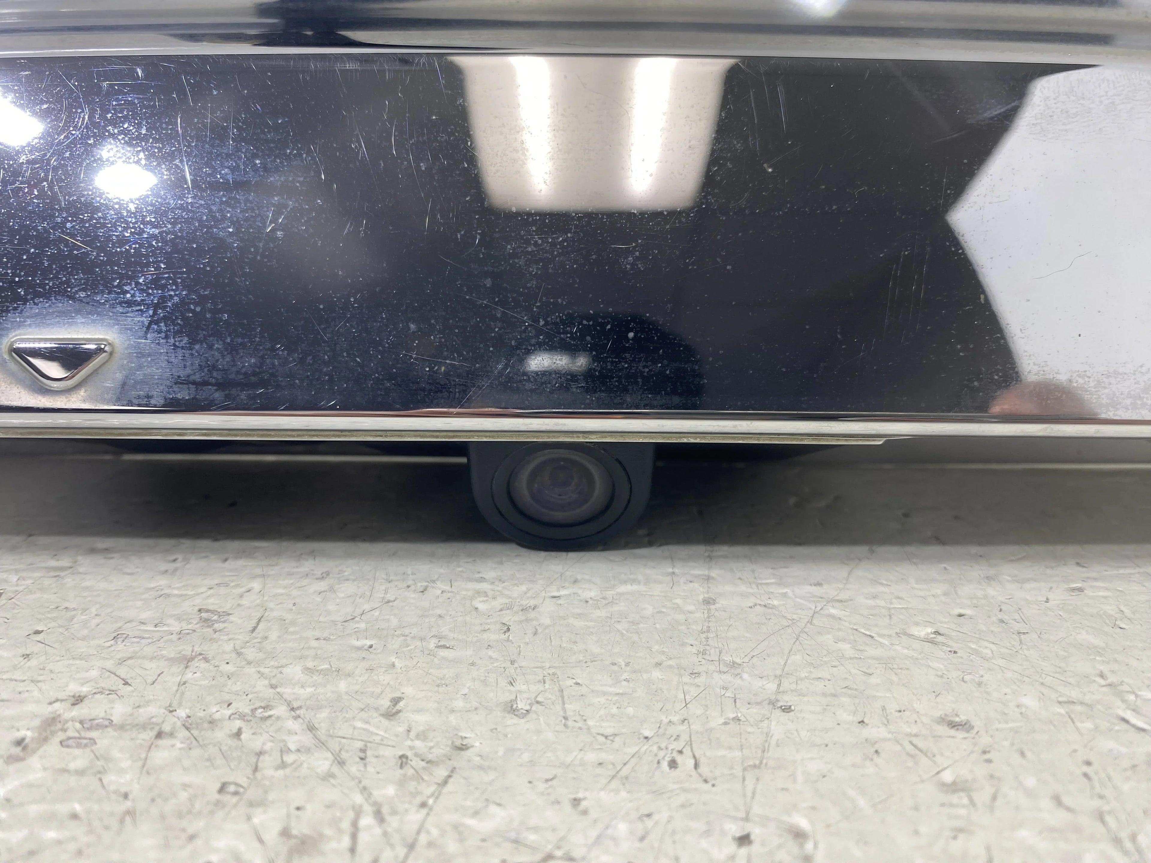 Pre-Owned 2011-2014 Ford Explorer License Housing Mount Rear View Camera OEM LKQ (Good)