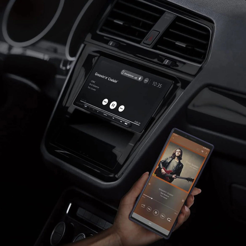 XAVAX6000 CarPlay Android Media Receiver w/SiriusXM SXV300V1 Tuner