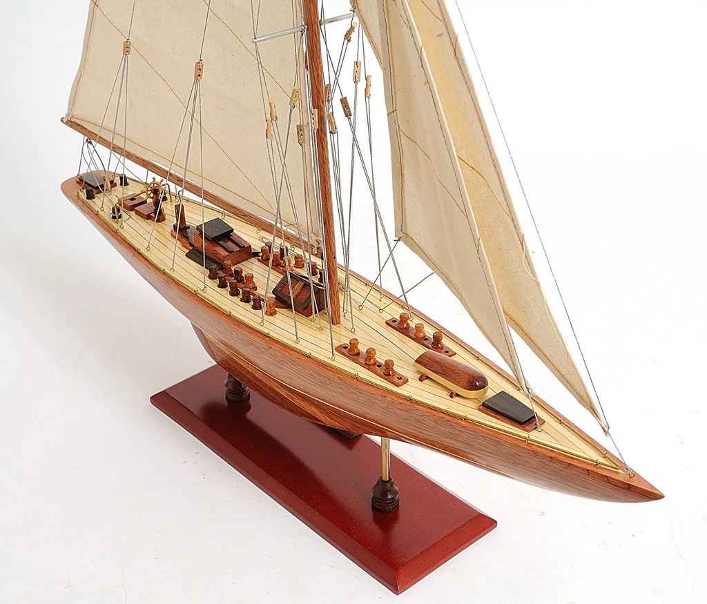 Endeavour Sm Boat Model Display