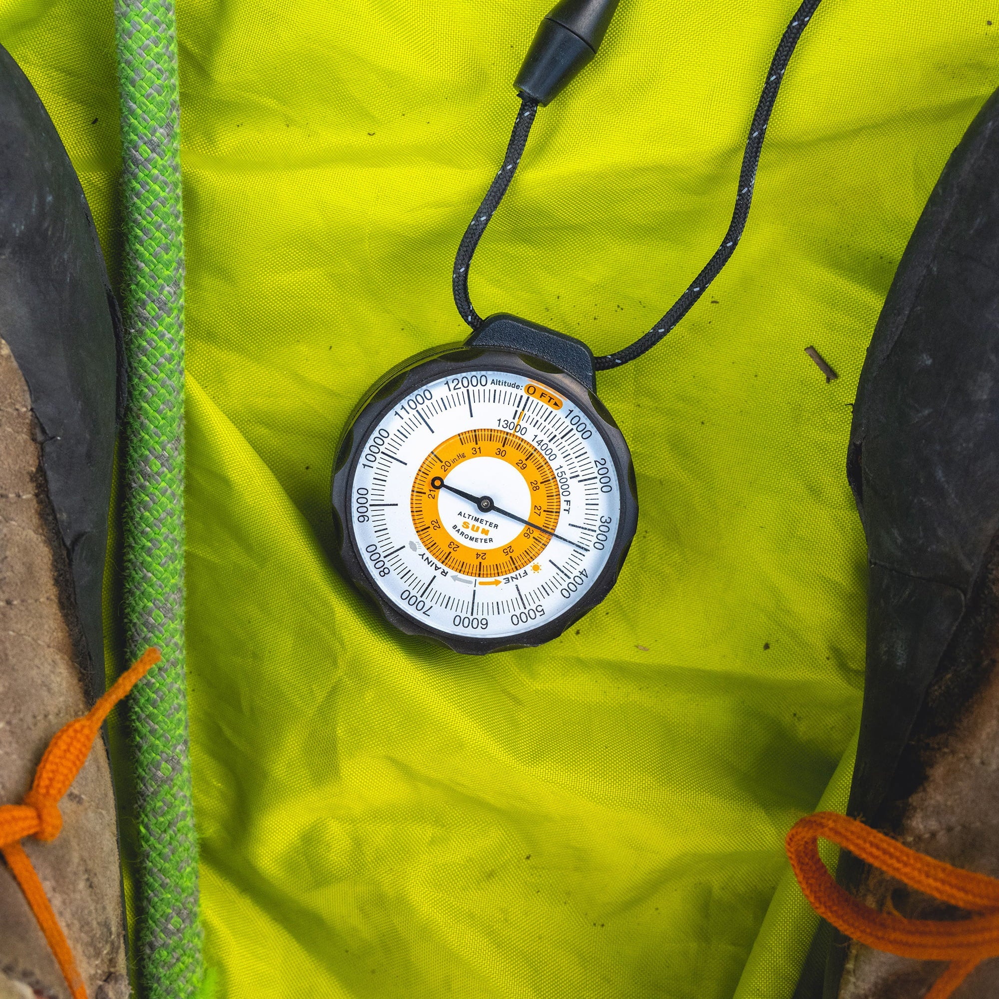Sun Company Ascent Altimeter - Battery-Free Altimeter and Barometer | Weather-Trend Indicator with Rugged Aluminum Case and Reflective Lanyard | Reads Altitude from 0 to 15,000 Feet