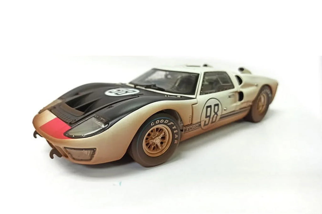 Diecast Car w/Display Case - 1966 Ford GT-40 MK II #98 After Race (Dirty Version), White - Shelby Collectibles SC432W - 1/18 scale Diecast Model Toy Car