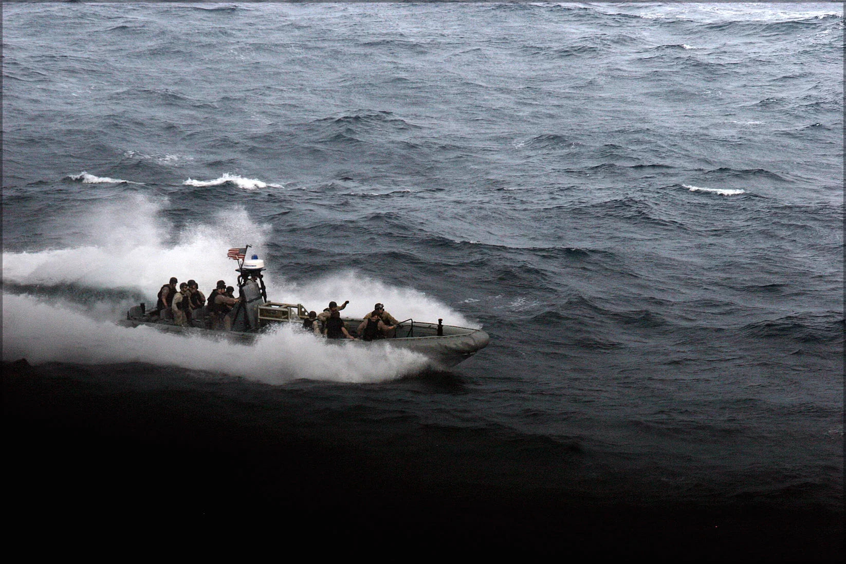 24"x36" Gallery Poster, infLatitudeable boat departs the amphibious transport dock ship USS San Antonio (LPD-17)